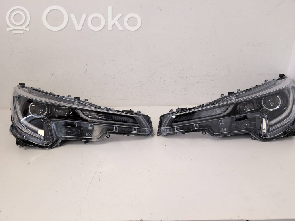 Toyota Corolla E210 E21 Scheinwerfer Satz Set 