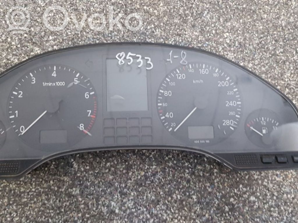 Audi A8 S8 D2 4D Speedometer (instrument cluster) 