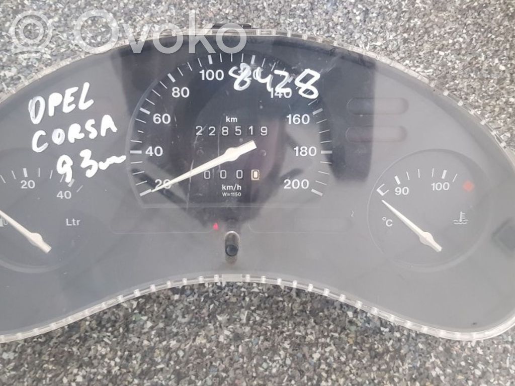 Opel Corsa B Speedometer (instrument cluster) 