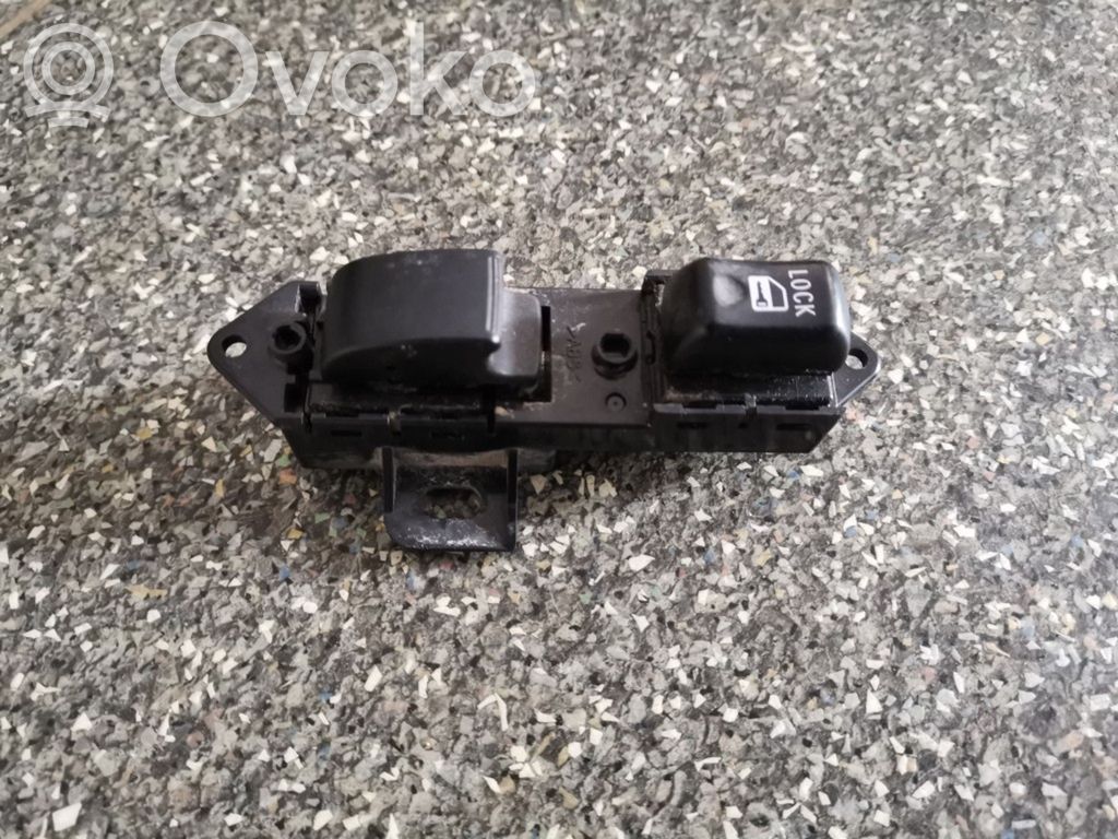 Interruptor del elevalunas eléctrico   MN141342