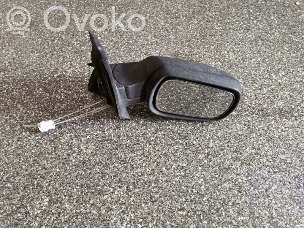 Ford Fiesta Manualne lusterko boczne drzwi przednich 