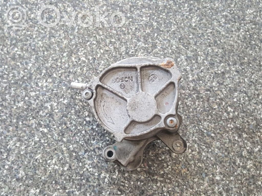 Ford Galaxy Alipainepumppu 