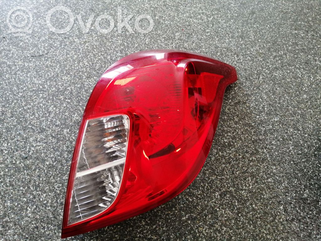 Rear/tail lights