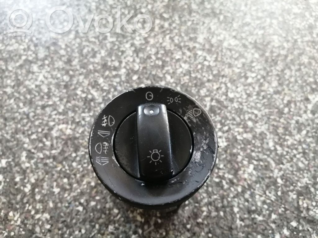 Audi A4 S4 B6 8E 8H Interruptor de luz 
