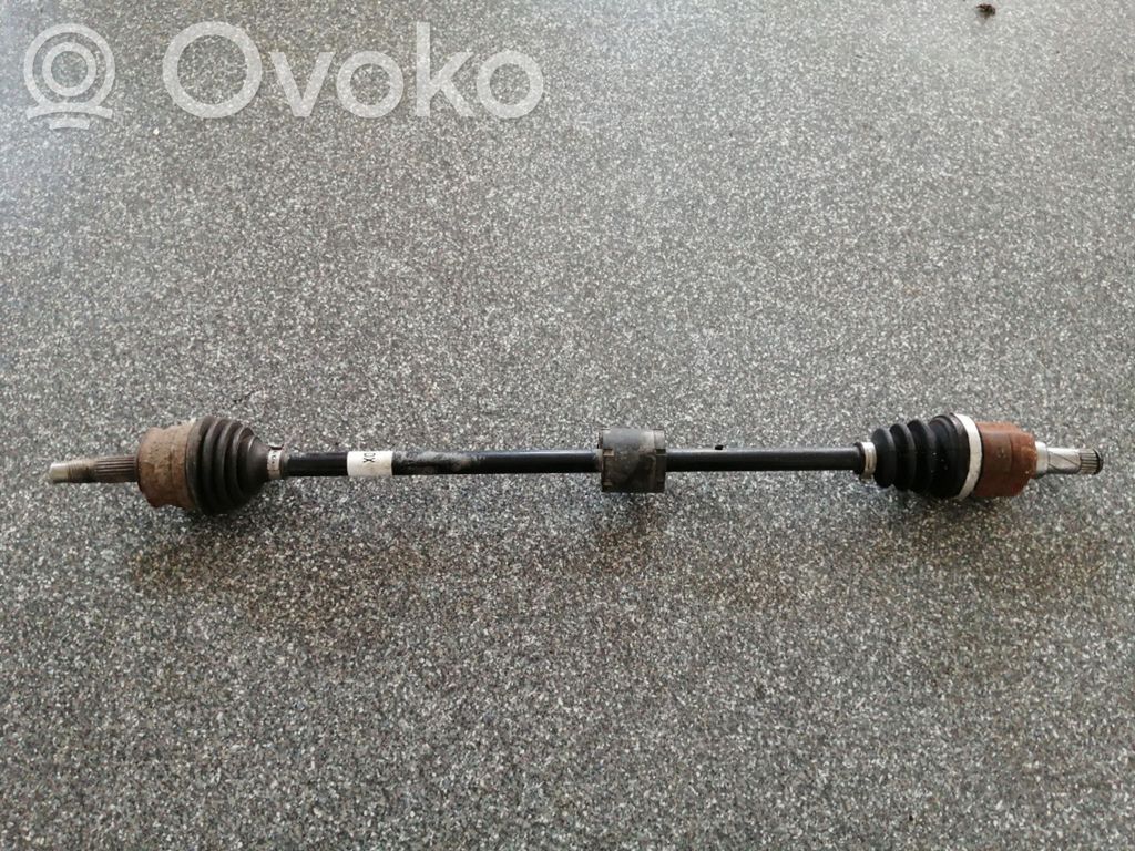 Etuvetoakseli   6083736