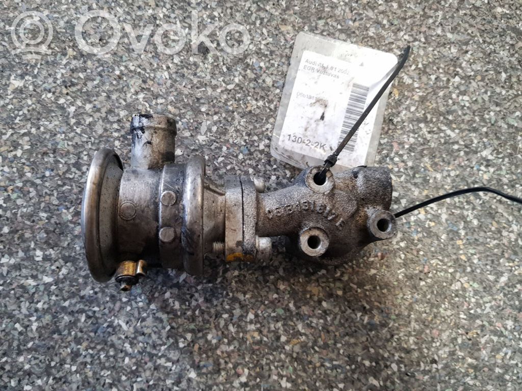 Audi A4 S4 B5 8D Válvula EGR 