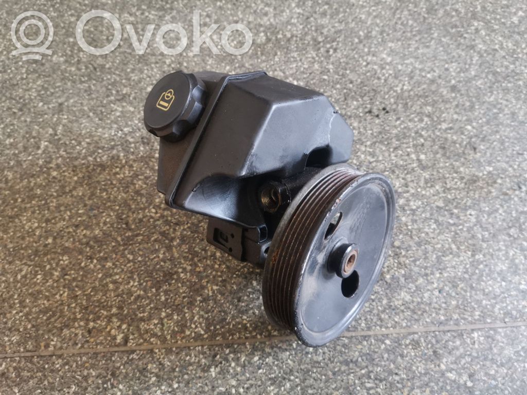 Volvo S40, V40 Ohjaustehostimen pumppu 