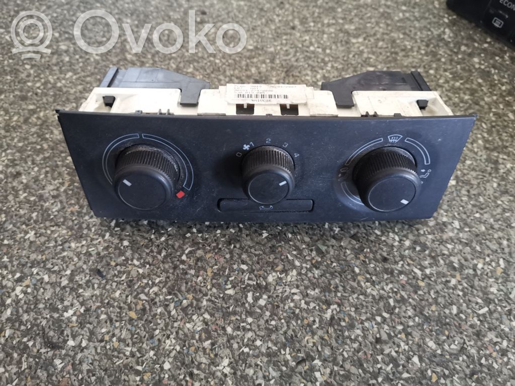 Skoda Fabia Mk2 (5J) Climate control unit 