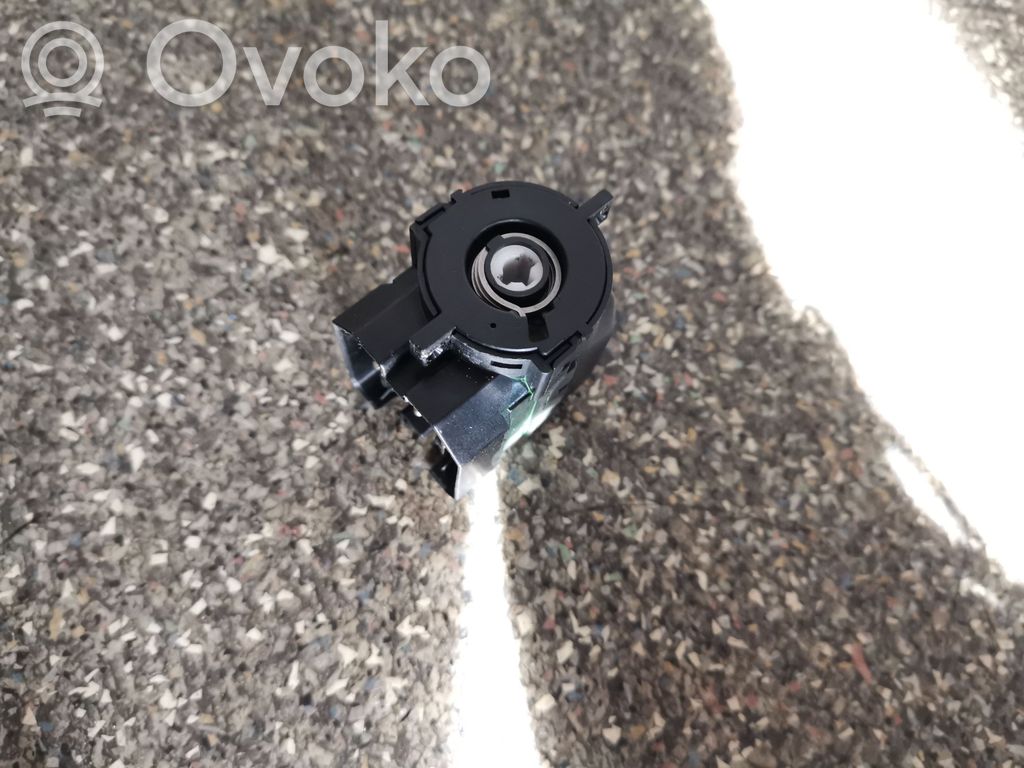 BMW X5 E53 Užvedimo spynelės kontaktai 