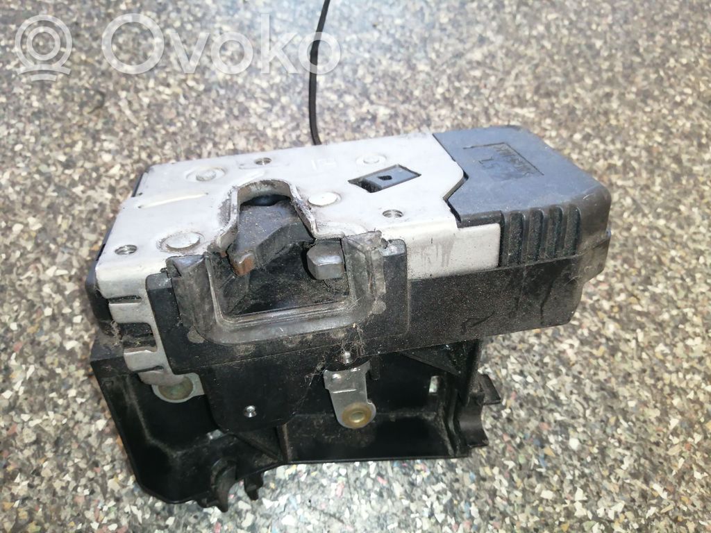 Renault Trafic II (X83) Zamek drzwi tylnych samochodów dostawczych 