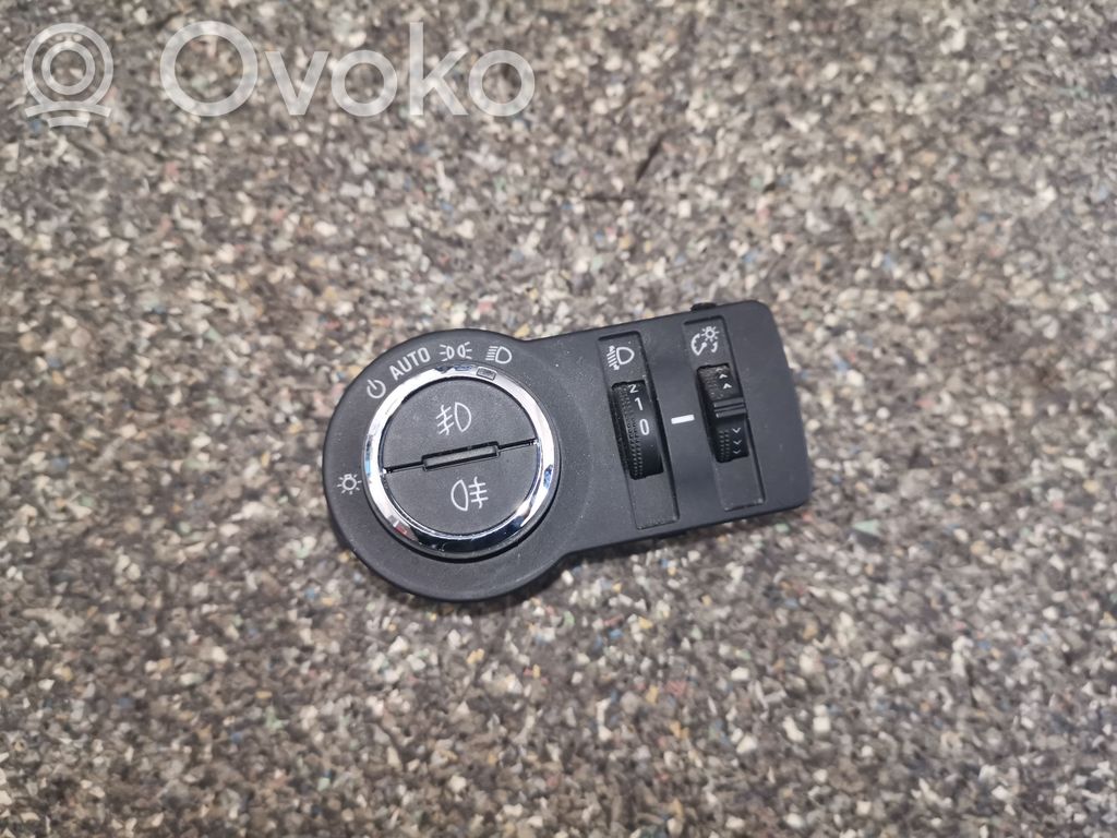 Opel Mokka Light switch 