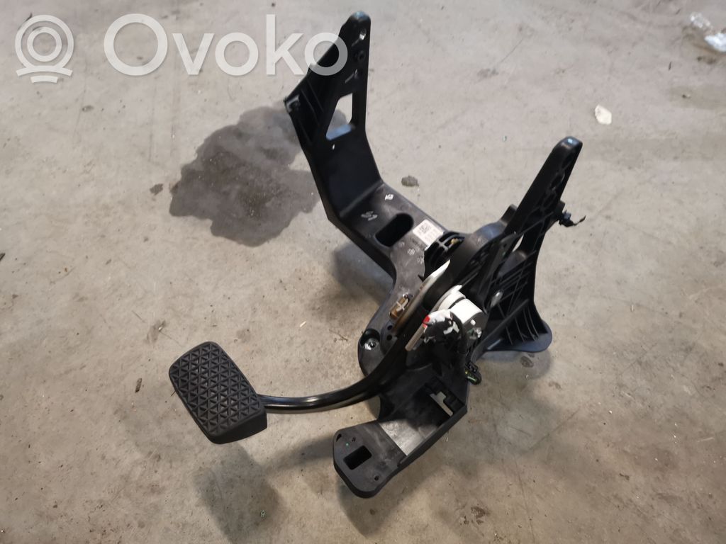 Chevrolet Volt II Pedal de freno 