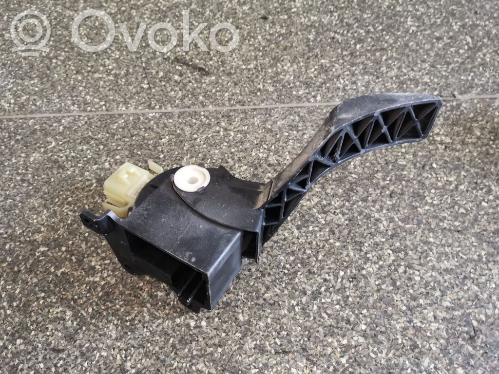 Ford Focus Accelerator throttle pedal 