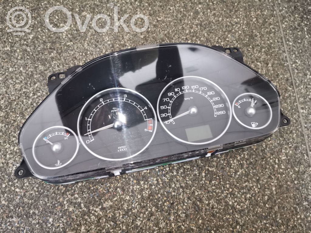 Jaguar X-Type Speedometer (instrument cluster) 