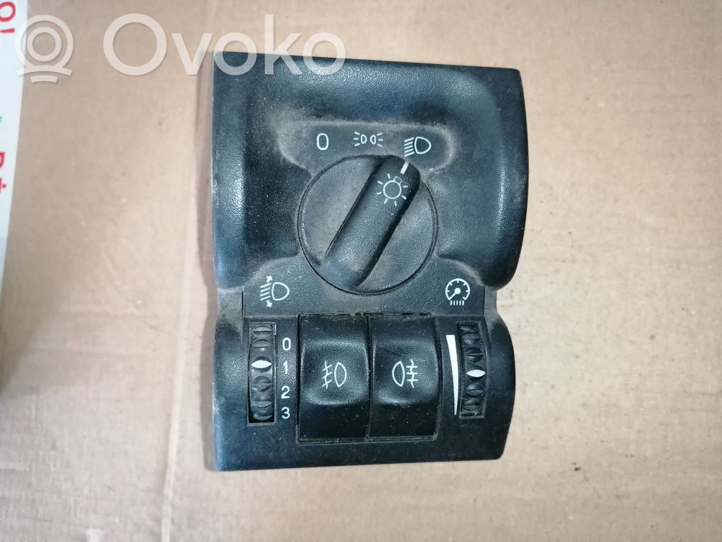 Opel Vectra B Light switch 
