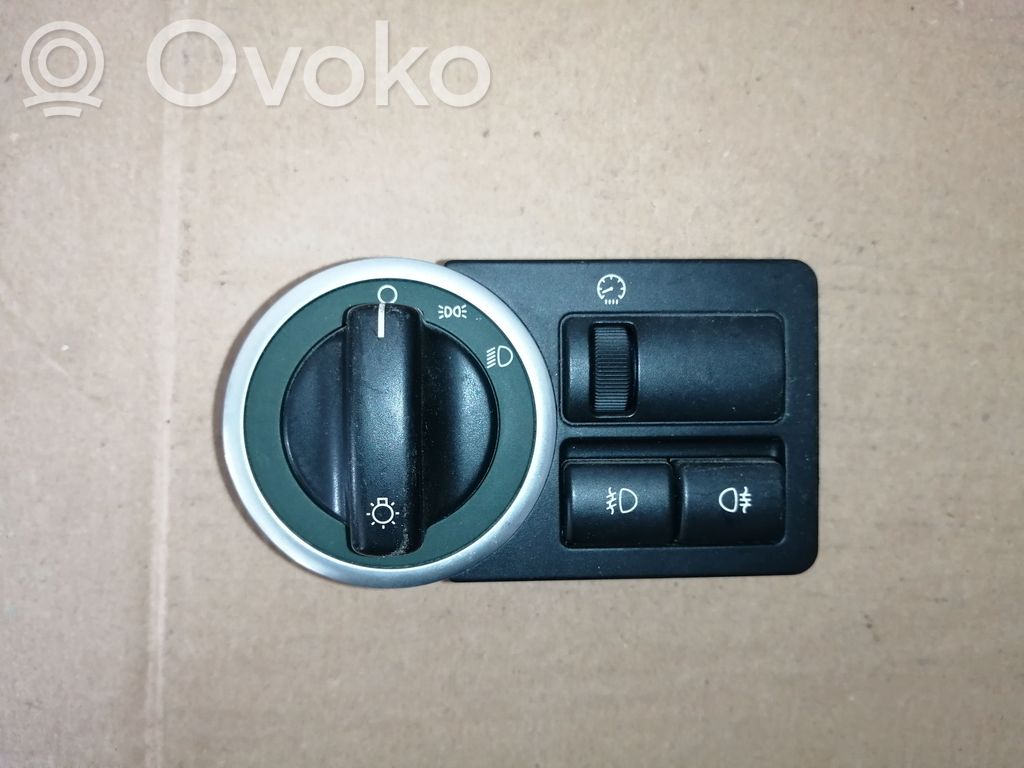 Land Rover Range Rover L322 Light switch 