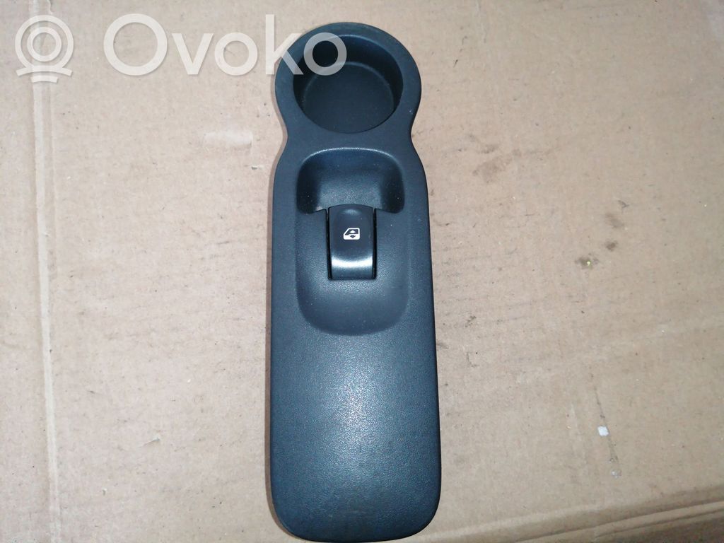 Renault Modus Electric window control switch 