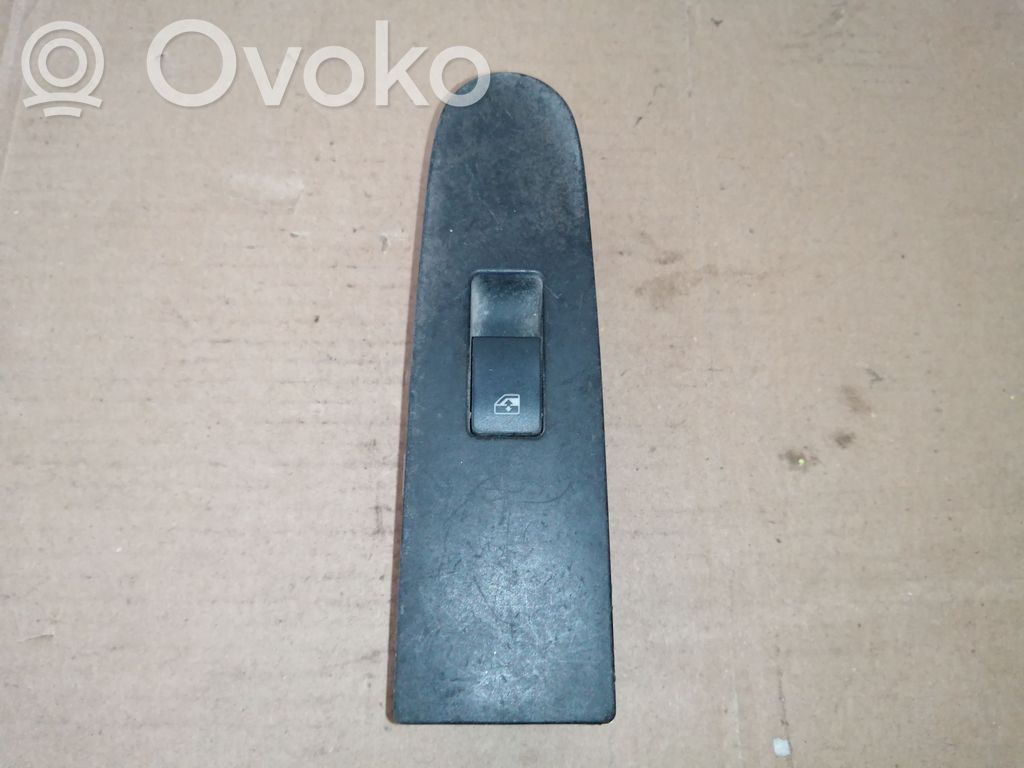 Opel Omega B2 Electric window control switch 