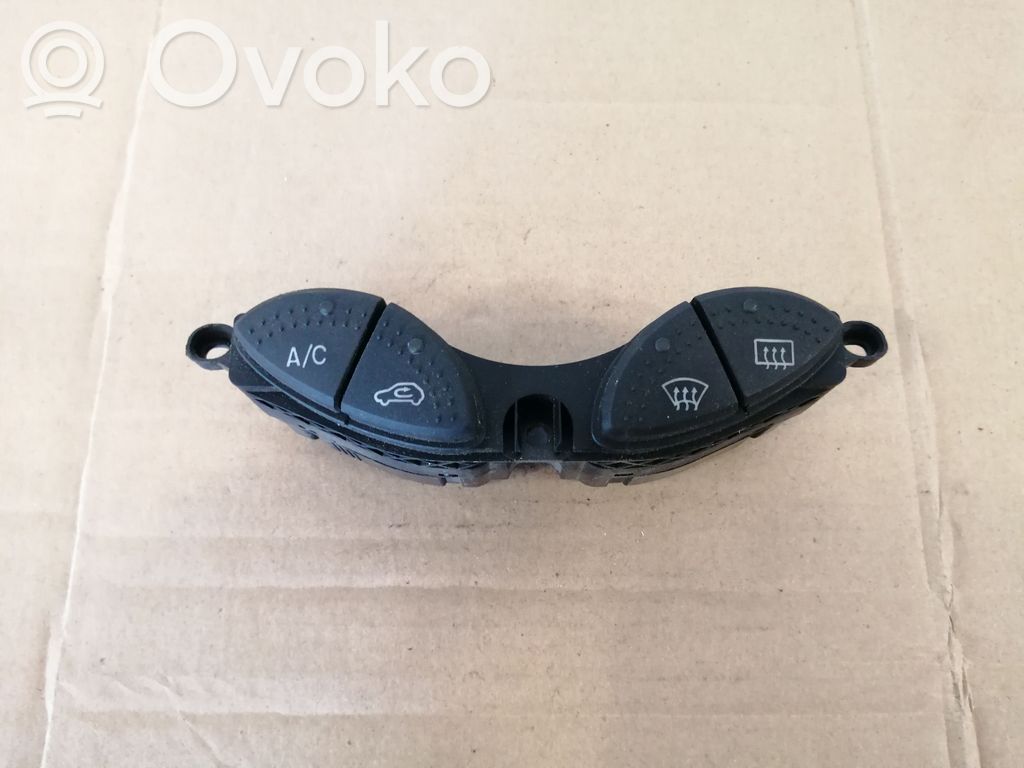 Ford Focus A set of switches 