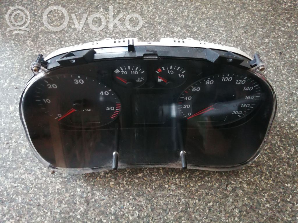 Seat Arosa Speedometer (instrument cluster) 