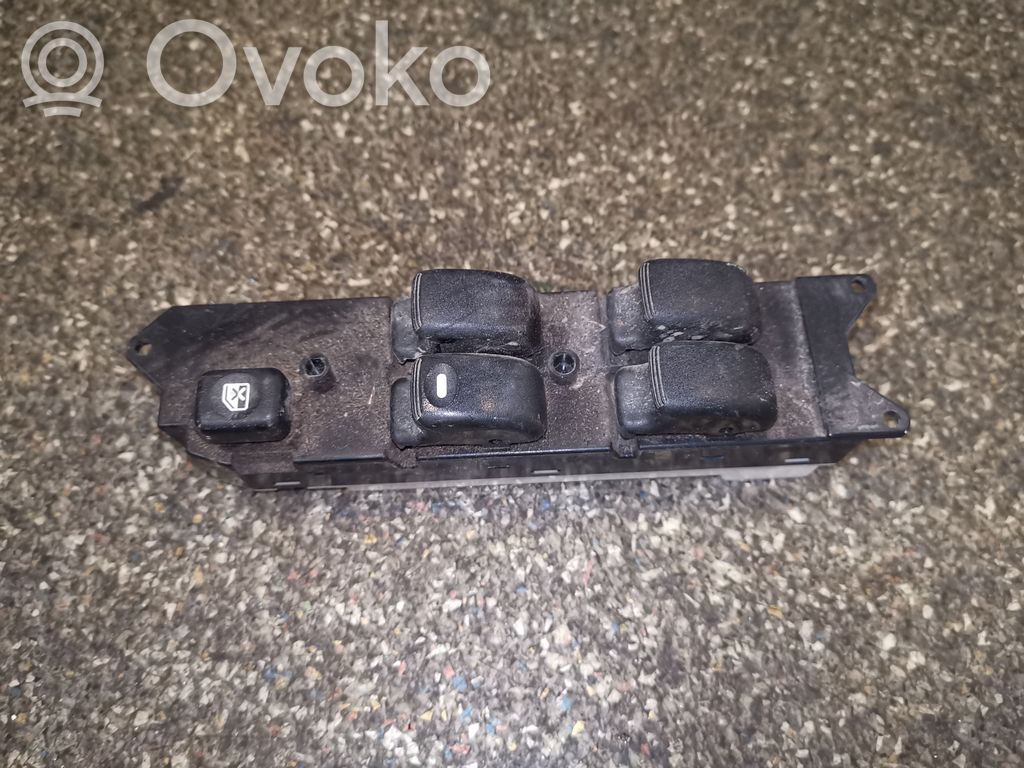Mitsubishi Pajero Elektrinių langų jungtukas 