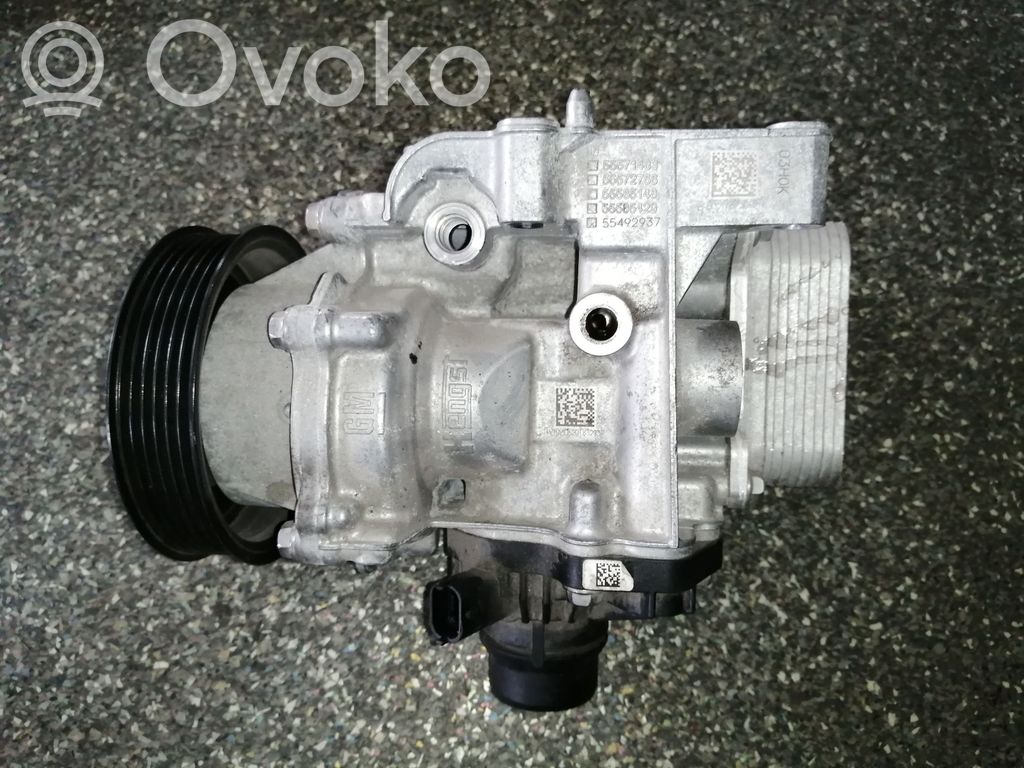 Opel Cascada Bomba de agua 