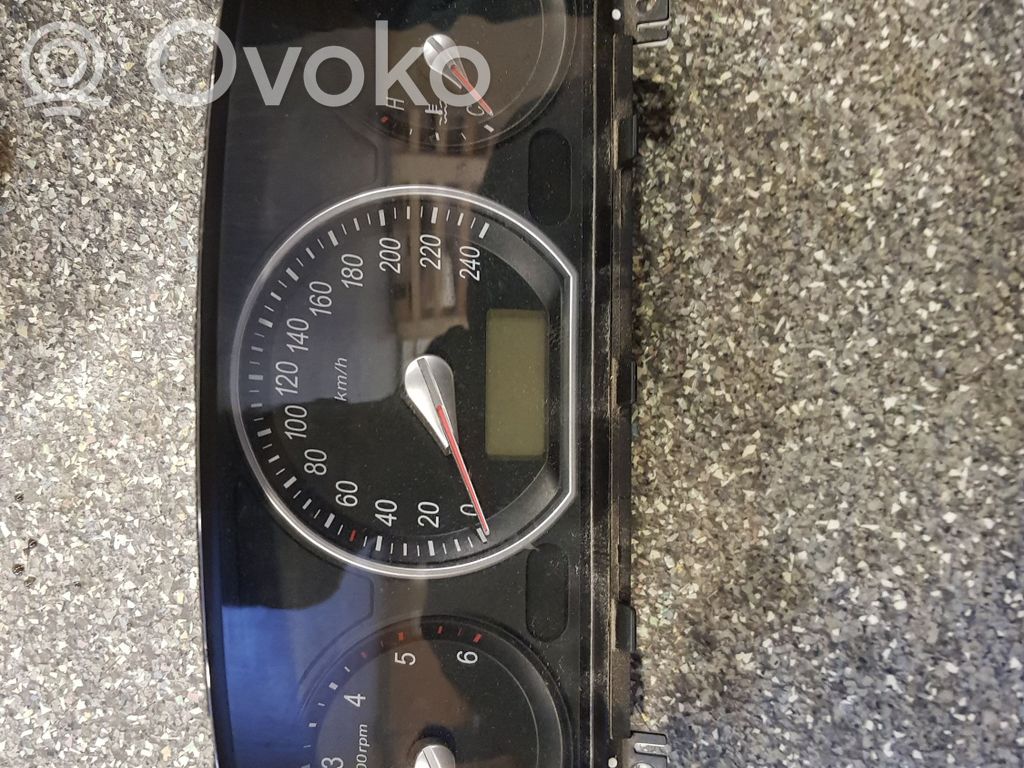Licznik / Prędkościomierz   940033K666