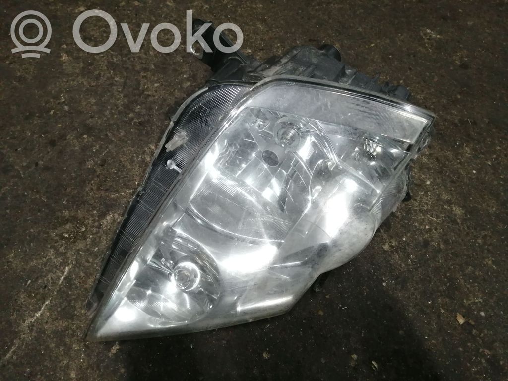Renault Modus Priekšējais lukturis 
