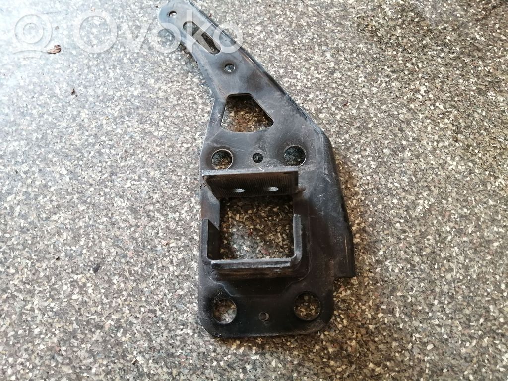 Audi A6 S6 C6 4F Radiator support slam panel bracket 
