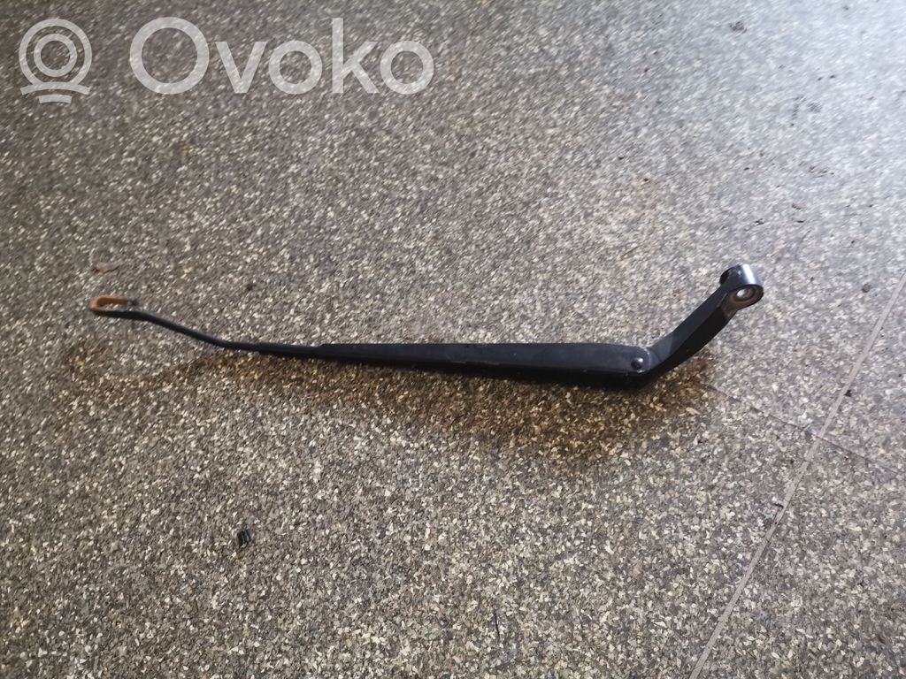 Toyota Corolla E120 E130 Wischerarm vorne 