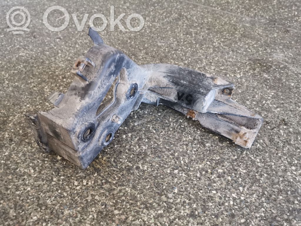 Rear bumper mounting bracket   4E0853913