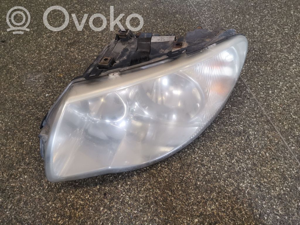 Chrysler Voyager Headlight/headlamp 
