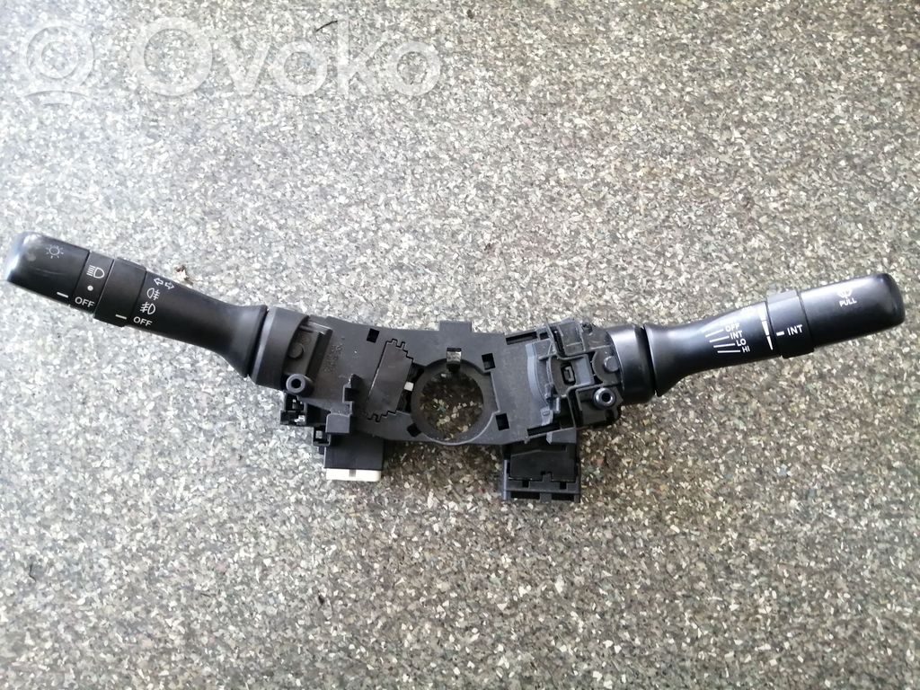 Toyota Corolla E140 E150 Wiper turn signal indicator stalk/switch 