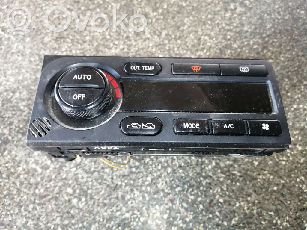 Subaru Outback Climate control unit 