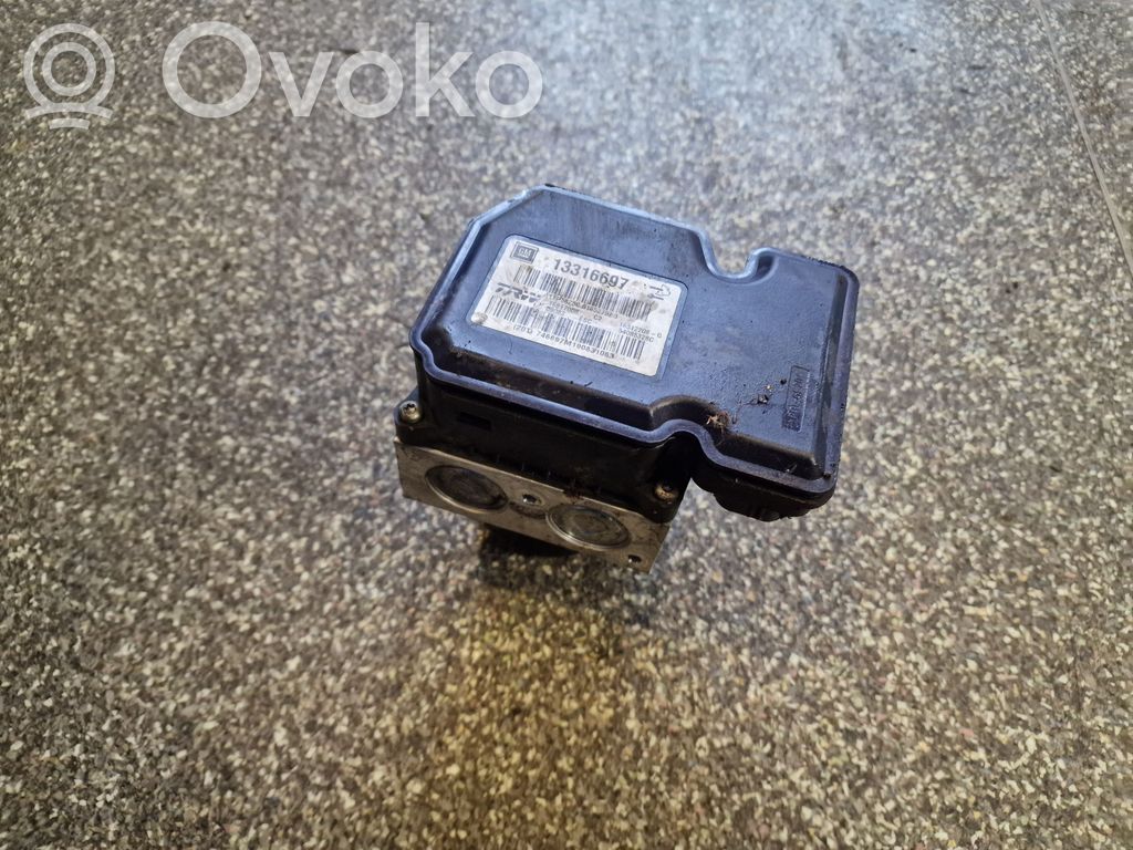 Opel Insignia A ABS bloks 