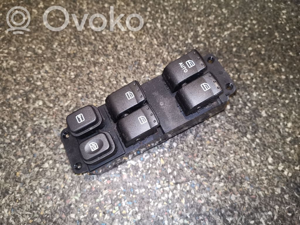 SsangYong Korando Electric window control switch 