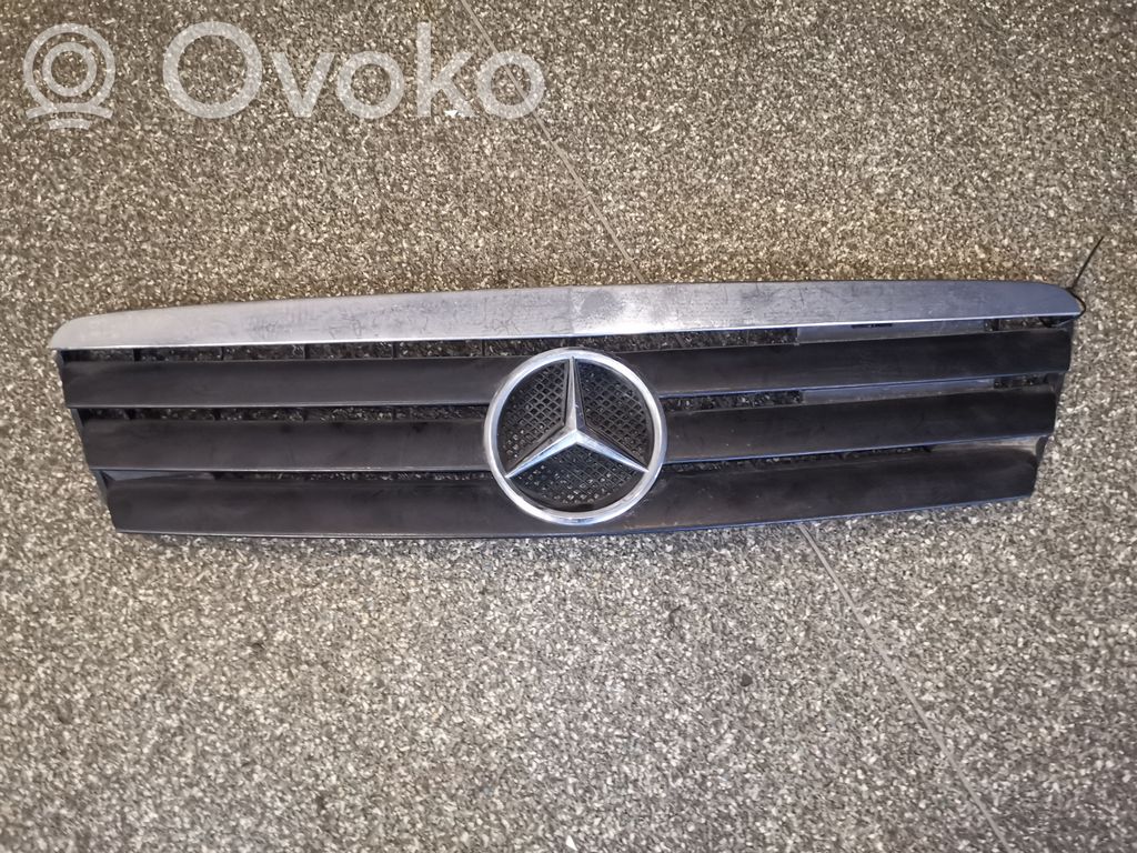 Front grill   1688800983