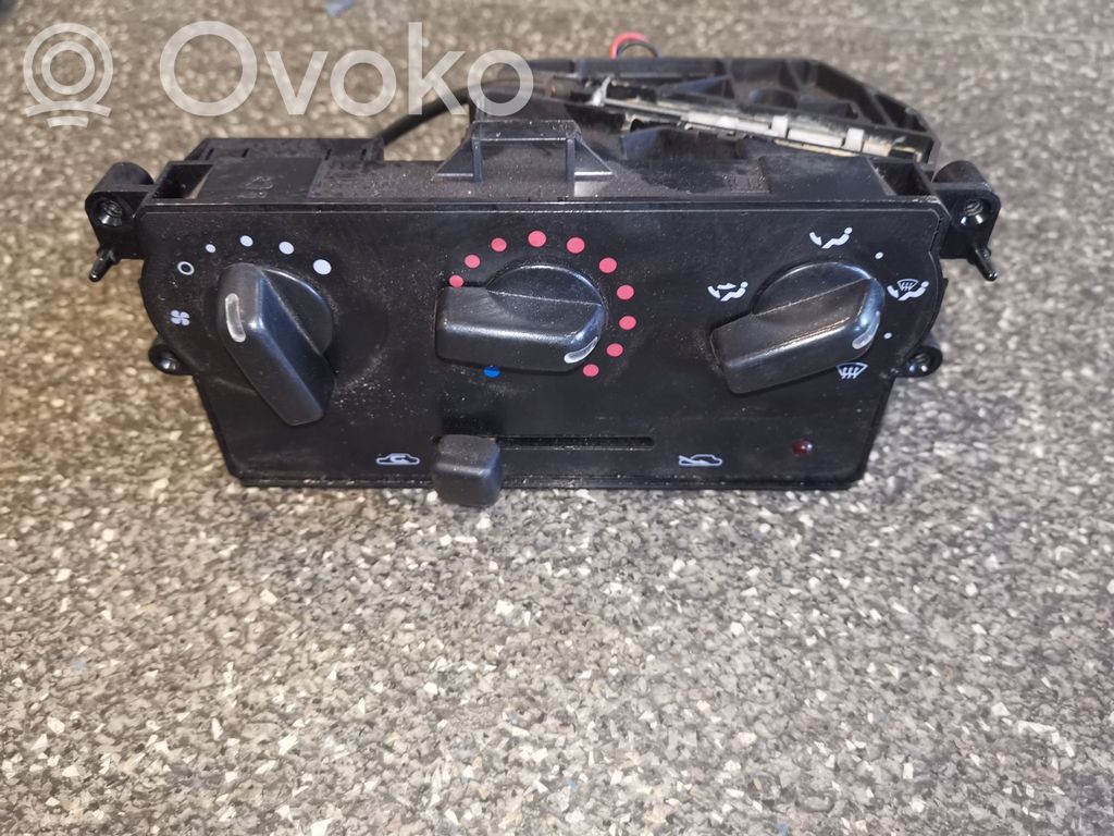 Nissan Micra Climate control unit 