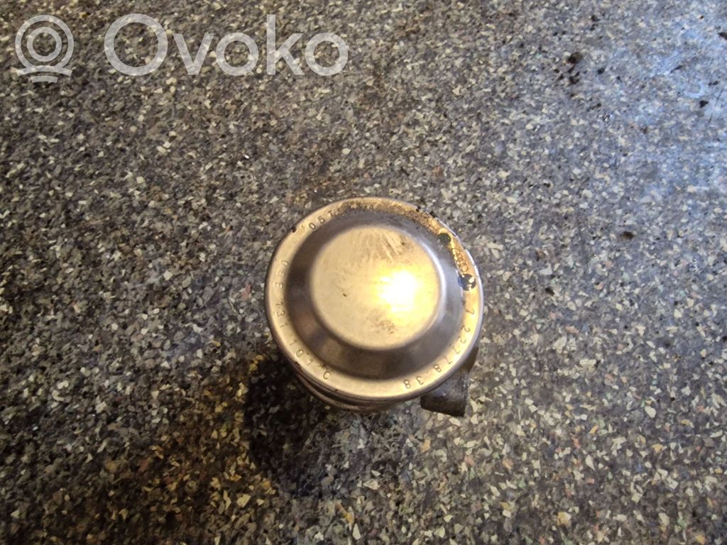 Audi A6 S6 C6 4F Zawór EGR 