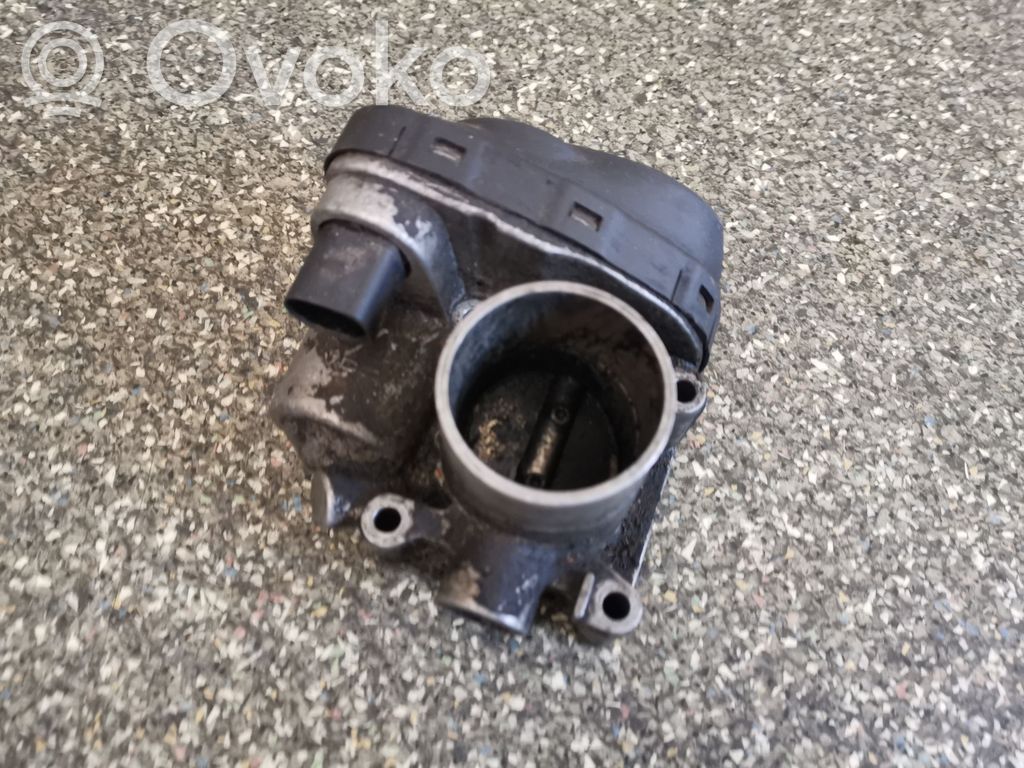 Skoda Fabia Mk2 (5J) Droseļvārsts 