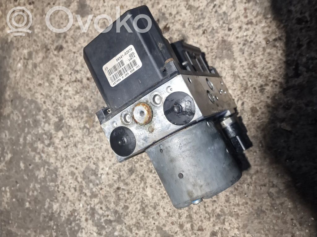 Toyota Corolla E120 E130 ABS Blokas 