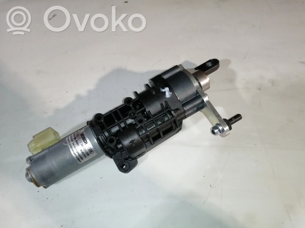 Audi A6 S6 C7 4G Siłownik elektryczny podnoszenia klapy tylnej / bagażnika 