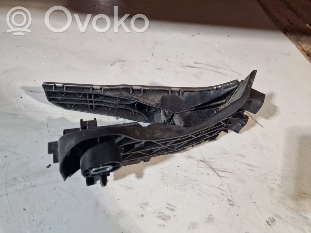 Volkswagen Scirocco Accelerator throttle pedal 