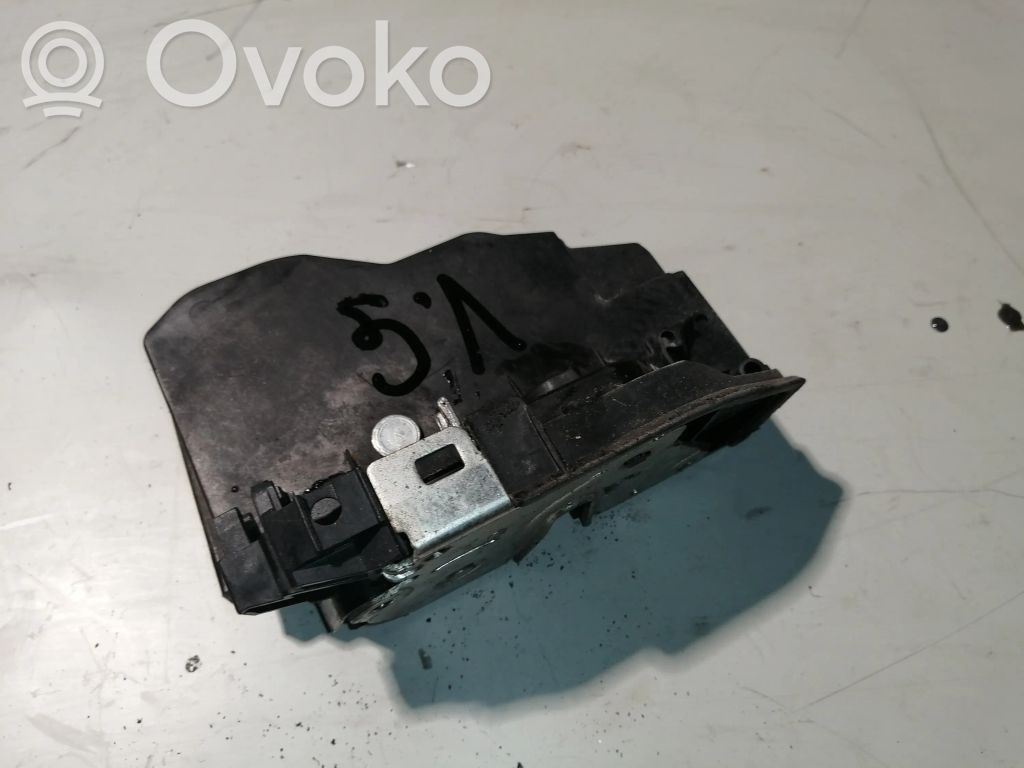 Takaoven lukko   7154629