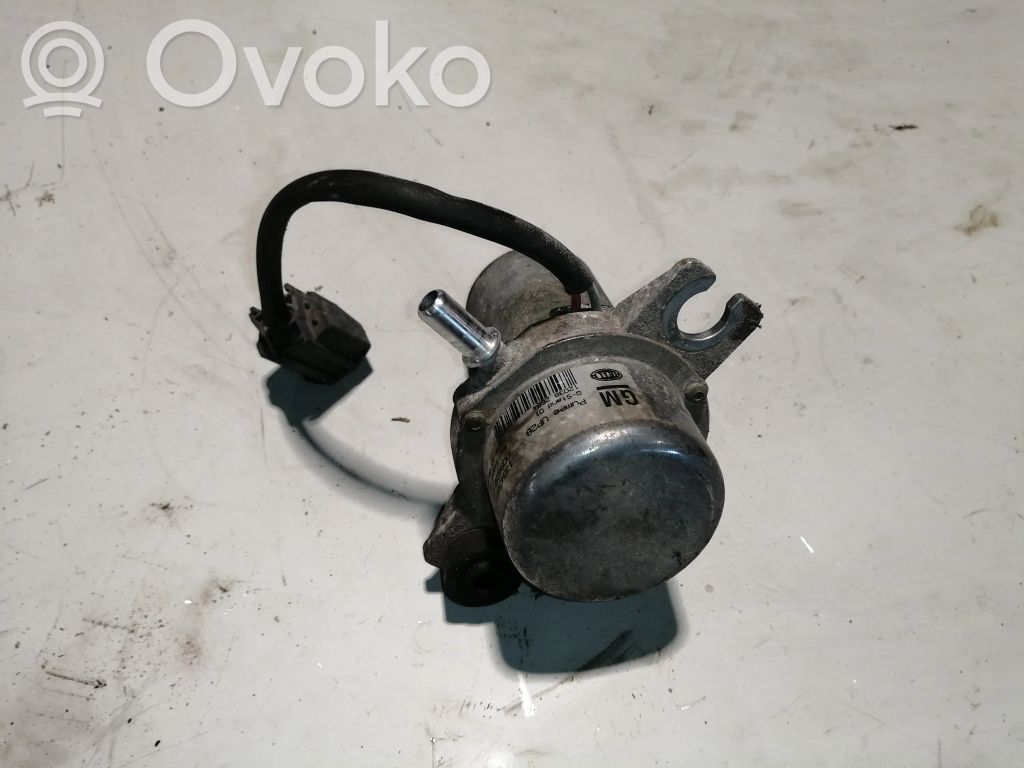 Opel Zafira C Вакуумный насос 