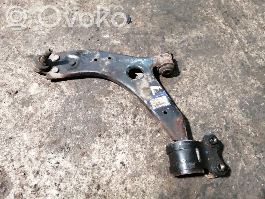 Volvo S40 Dakša 