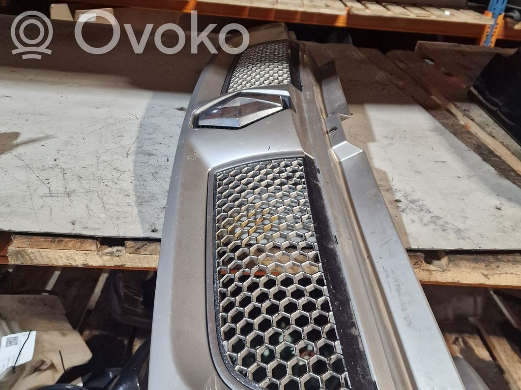 Renault Trafic II (X83) Front bumper upper radiator grill 