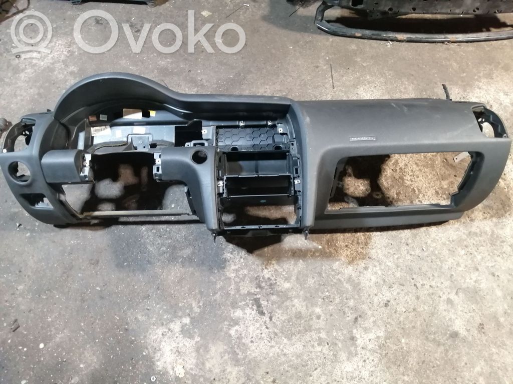 Panelė   4L1858041