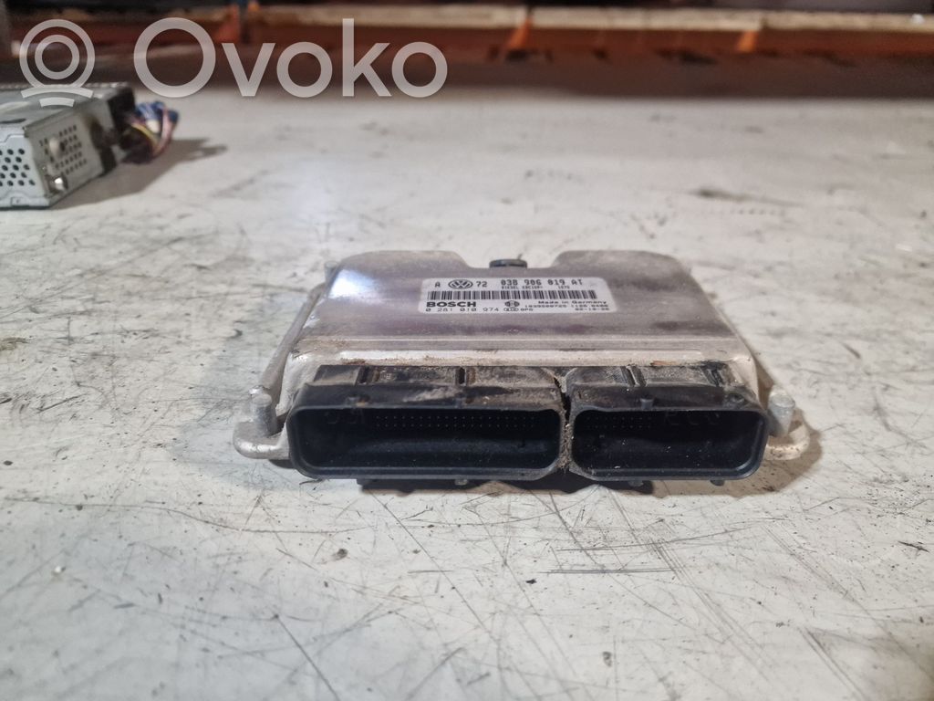 Volkswagen Golf IV Engine control unit/module 