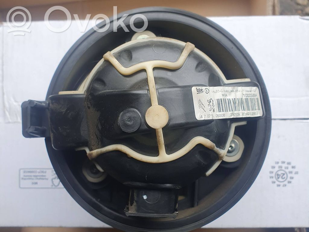 Peugeot 308 SW  Heater fan/blower 